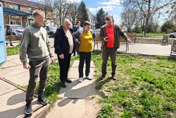 Тамбовские специалисты приступили к благоустройству сквера в Новоайдаре
