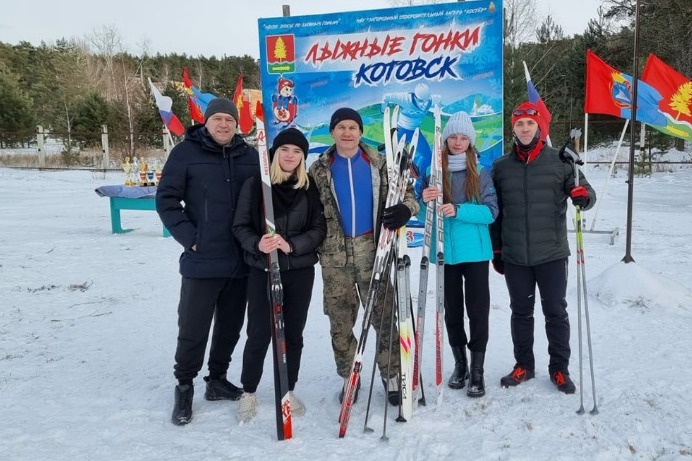 Лыжник Андрей Асташкин