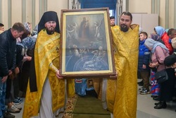 В Тамбов доставили мироточивую икону «Всех скорбящих Радость»