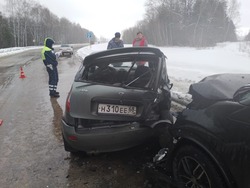 В Кирсановском округе «Ладу» занесло на встречку: пострадали двое