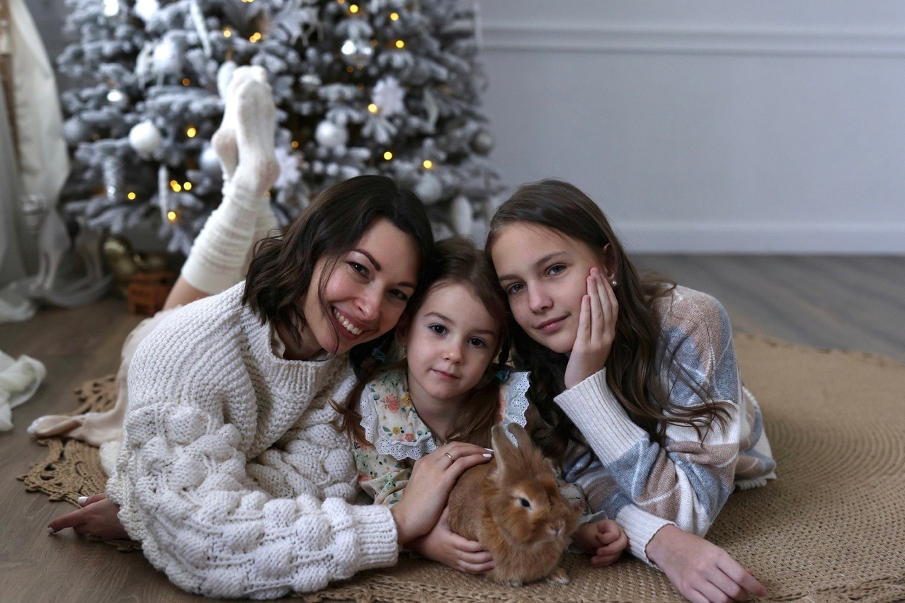 Татьяна с дочками Катей и Олей
