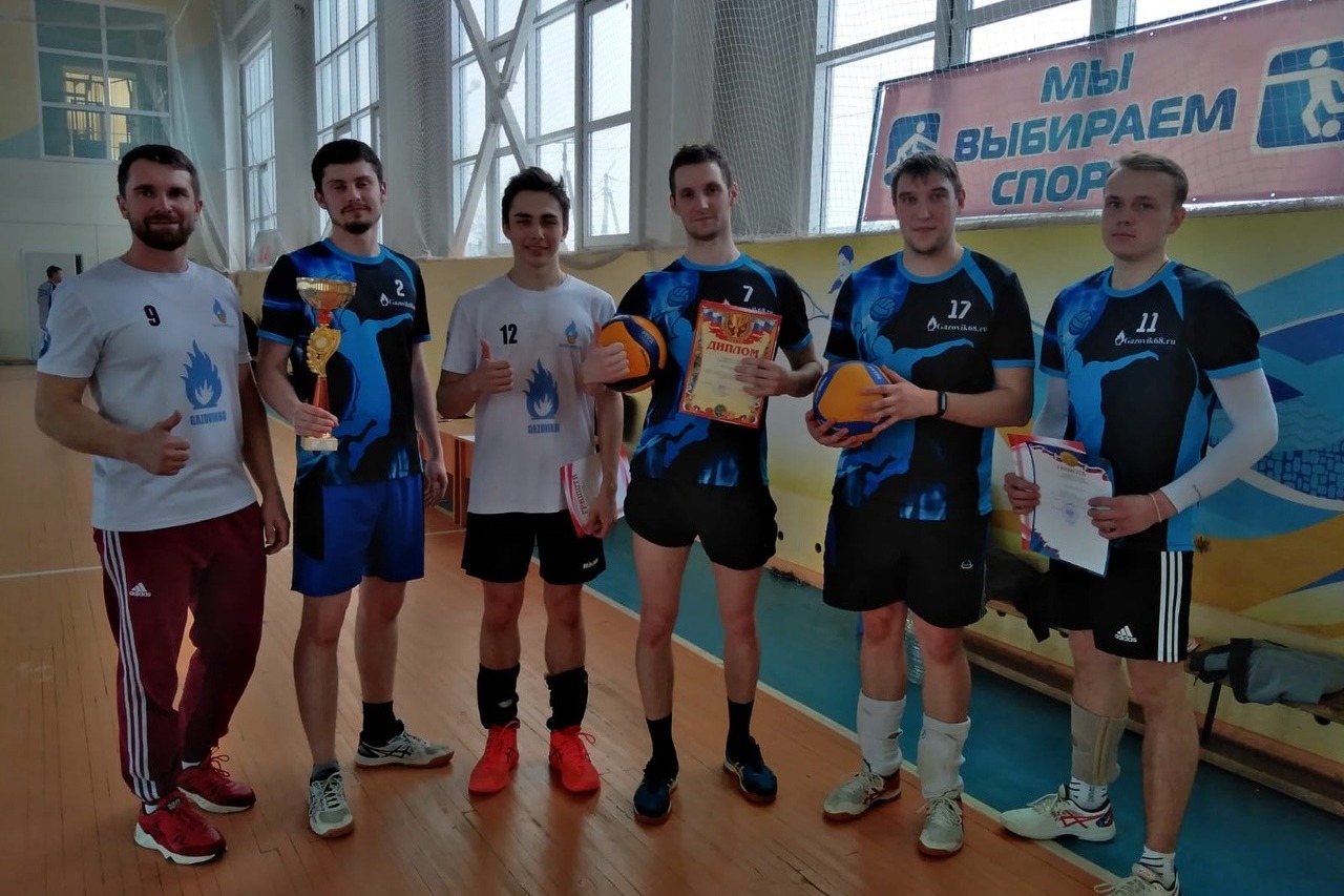 Победители турнира – команда «Газовик 68» из Тамбова