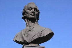 Максим Егоров поздравил жителей Новгородской области с открытием памятника Державину