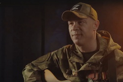 Тамбовский исполнитель Александр Ванюшкин написал новую патриотическую песню