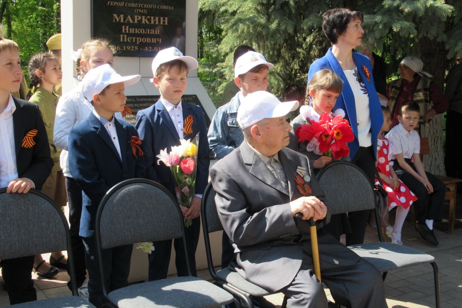 Ветеран Василий Андреевич Щекин посетил митинг, посвящённый 77-летию Победы в Великой Отечественной войне