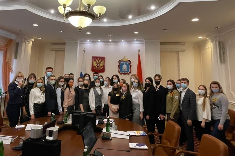 Молодежные организации молодежное правительство. Молодежное правительство.