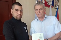 Участника СВО из Первомайского округа наградили медалью «За отвагу»