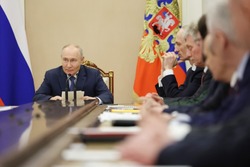 Владимир Путин поручил сформировать Национальный план внедрения искусственного интеллекта в различные отрасли