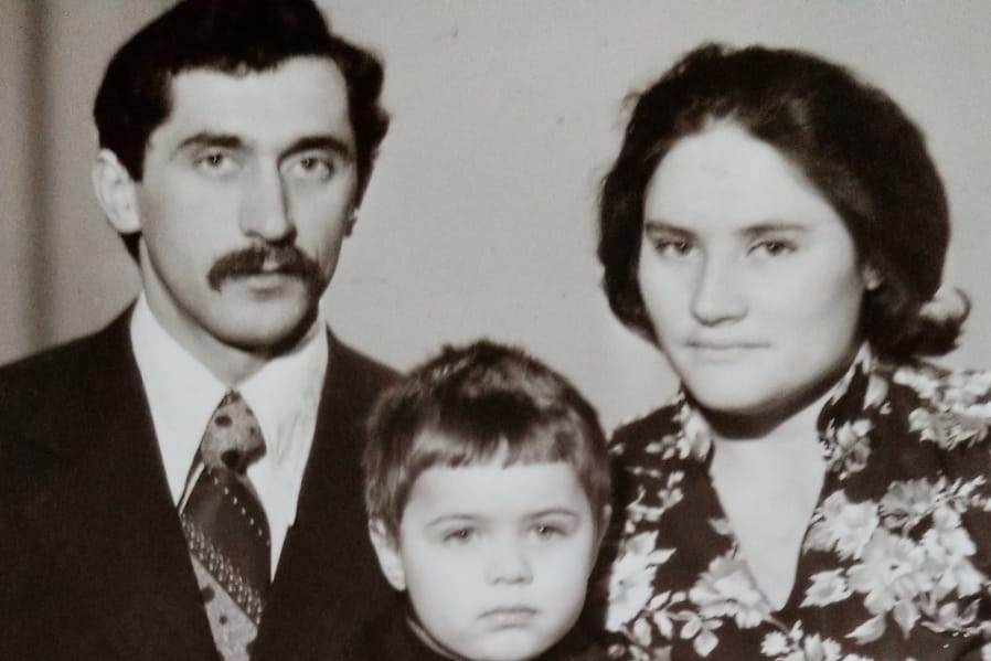 Старший сын Владимир с семьёй