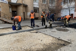 В Тамбове «Квадра» восстанавливает дороги после ремонта теплосетей