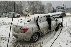 В Моршанском районе опрокинулся "Рено Логан": водитель погиб
