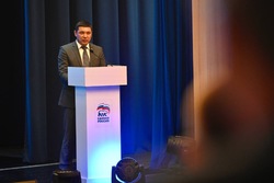 ЕР поддержала кандидатуру Евгения Первышова на выборах главы области