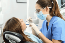 Тамбовские стоматологические клиники будут оказывать только экстренную помощь