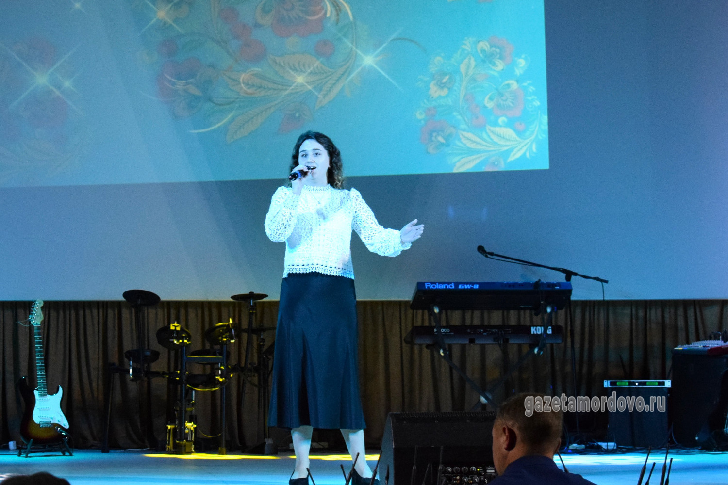 Выступает выпускница Мордовской детской школы искусств 2015 года Анна Лычкина