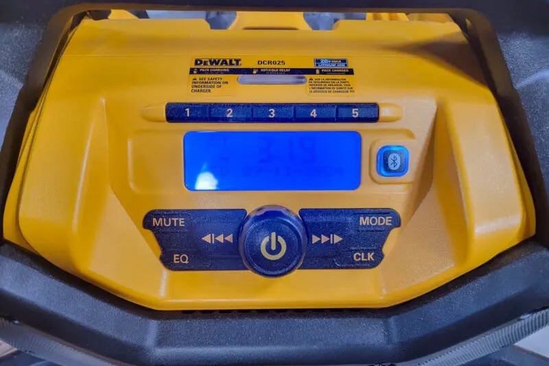 DEWALT DCR025