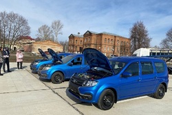 Автопарк горбольницы Мичуринска пополнился тремя автомобилями