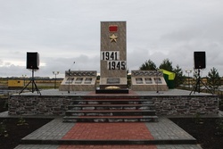 В Ржаксинском районе открыли мемориал воинам-землякам