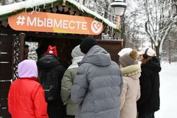 Более 400 человек стали посетителями новогоднего павильона акции «#МыВместе»