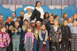 Тамбовские актеры проводят благотворительные спектакли для детей беженцев