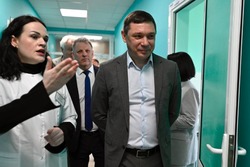 Евгений Первышов проверил, как реализуются нацпроекты в Уметском округе