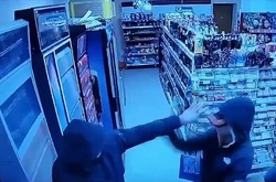 Конфликт между покупателями в одном из магазинов Рассказова закончился ножевым ранением