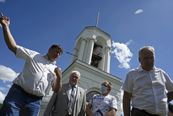 Евгений Матушкин проконтролировал реставрацию церкви Святой Троицы в селе Караул