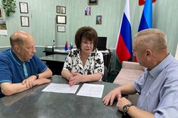Депутаты Народного Совета ЛНР обсудили шефскую помощь Тамбовщины Новоайдару