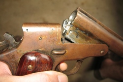 У жителя Мичуринска полицейские нашли самодельное оружие