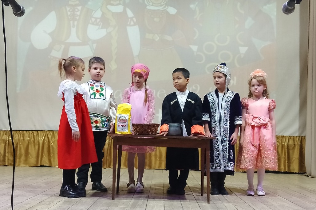 Сценка о единстве народов