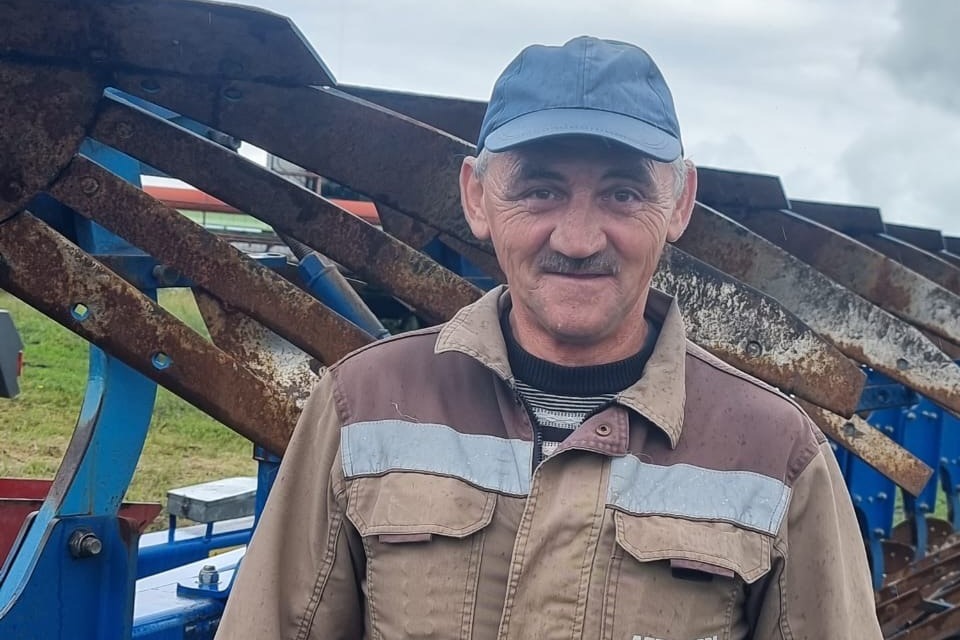 Механизатор Николай Сенькин