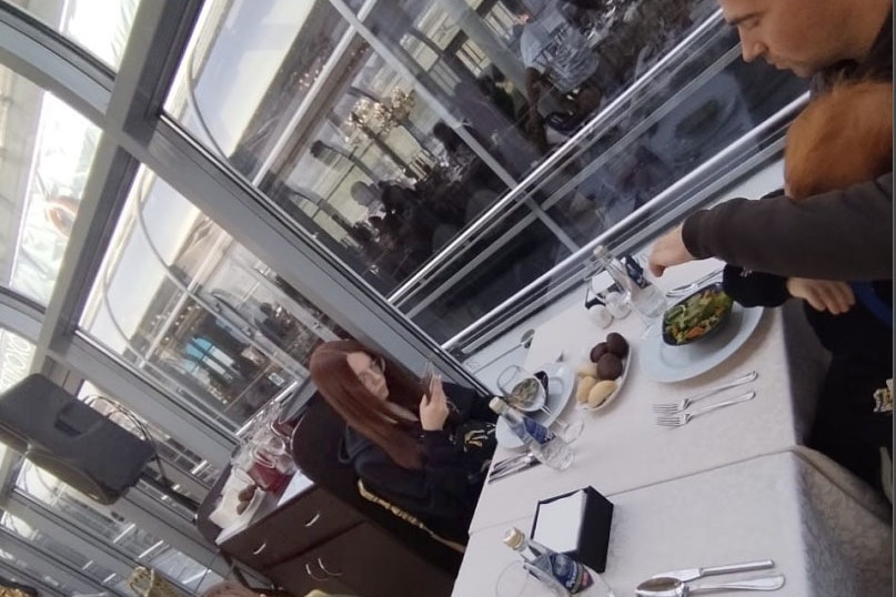 Званый обед на теплоходе