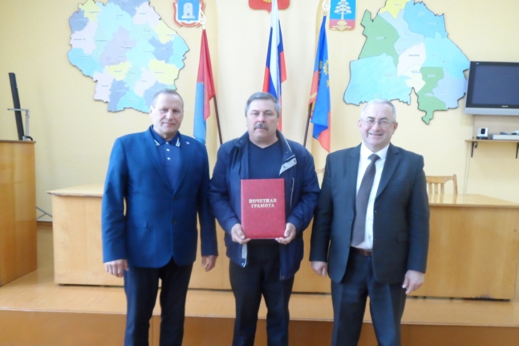 Владимир Шопин награждён Почётной грамотой областной Думы