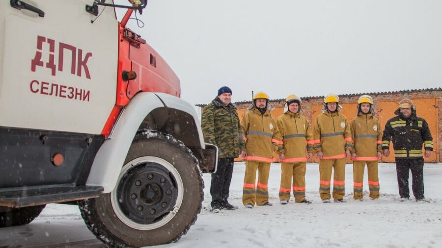 Пожарные пос. Добровольная пожарная охрана. Добровольная пожарная охрана Архангельской области. Пензенская область Лунино фото пожарных. Добровольные пожарные команды фото зима.