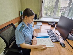 Тамбовские судебные приставы наложили арест на квартиру должника по алиментам  