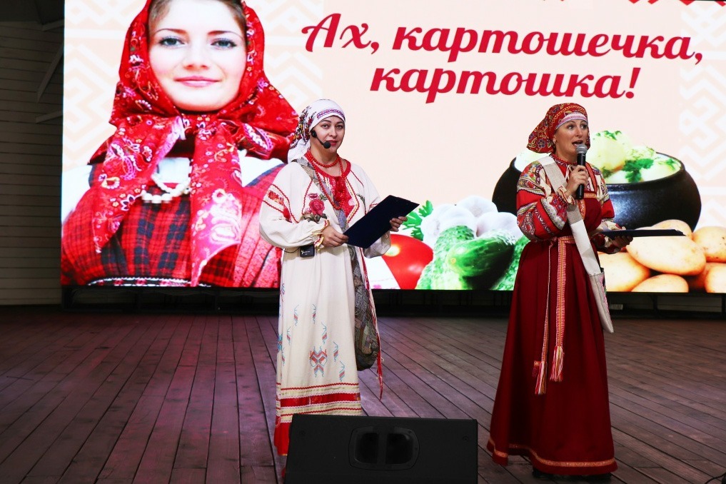 Анжелика Сапунова (справа) и Татьяна Блудова