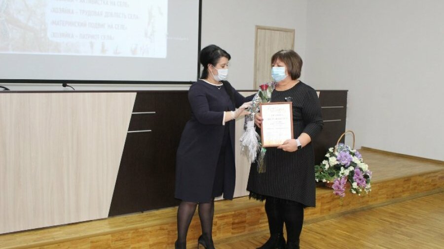 награждение калининский район 2023. международный женский день 2023. женщина мошенница. туапсе районная администрация заместитель главы. цыганки мошенницы.