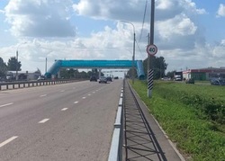 Безопасный подход к надземному переходу обустроили в Пушкарях