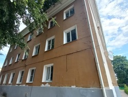 В Мичуринске годовалый мальчик выпал из окна третьего этажа 