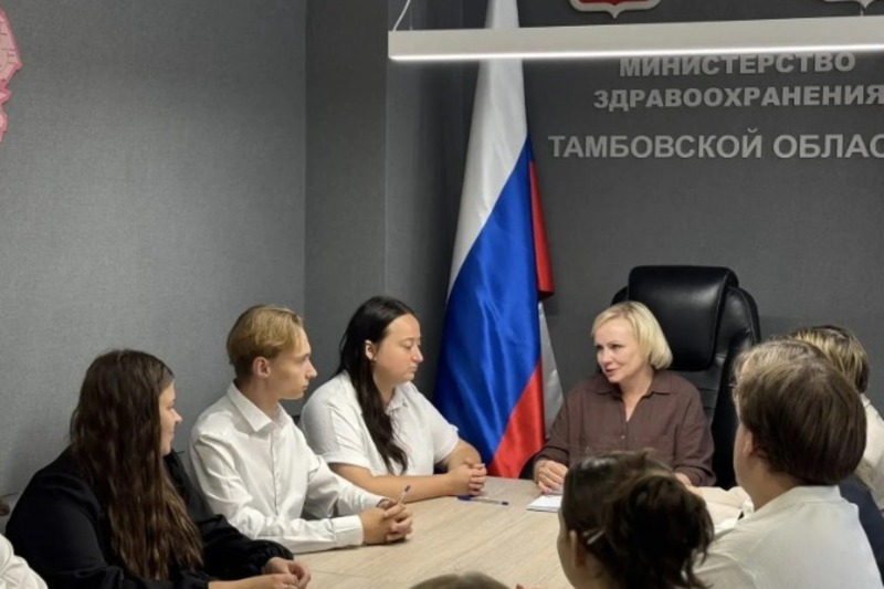 Ещё 14 «земских» докторов и фельдшеров приняты на работу в тамбовские больницы