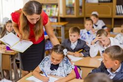 В сентябре все тамбовские учителя получили доплату за классное руководство