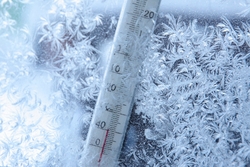 МЧС по Тамбовской области предупреждает об аномально низкой температуре