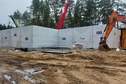Тамбовские строители заканчивают строительство первого этажа больницы в Новоайдаре