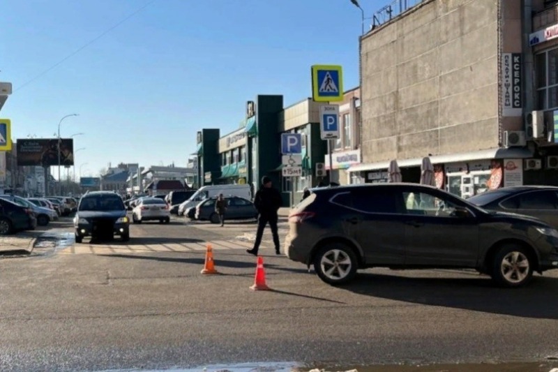38 сбивается. Пешеход на дороге