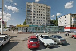 В Тамбове у магазина «1000 мелочей» незаконно возводят торговый павильон