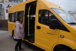Тамбовскому Центру внешкольной работы подарили микроавтобус