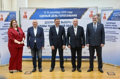 Неделя Евгения Первышова: победа на выборах, встреча с федеральным министром и строительство соцобъектов