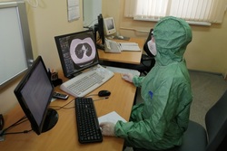 В больнице имени Архиепископа Луки показали, как работают медики в условиях коронавируса
