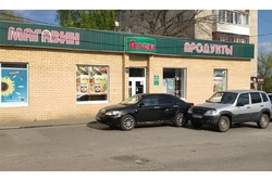 Тамбовчанку зажало дверью автомобиля: женщина в больнице