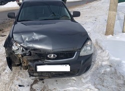 В Сампуре неудачный разворот «Гранты» привёл к драматической аварии