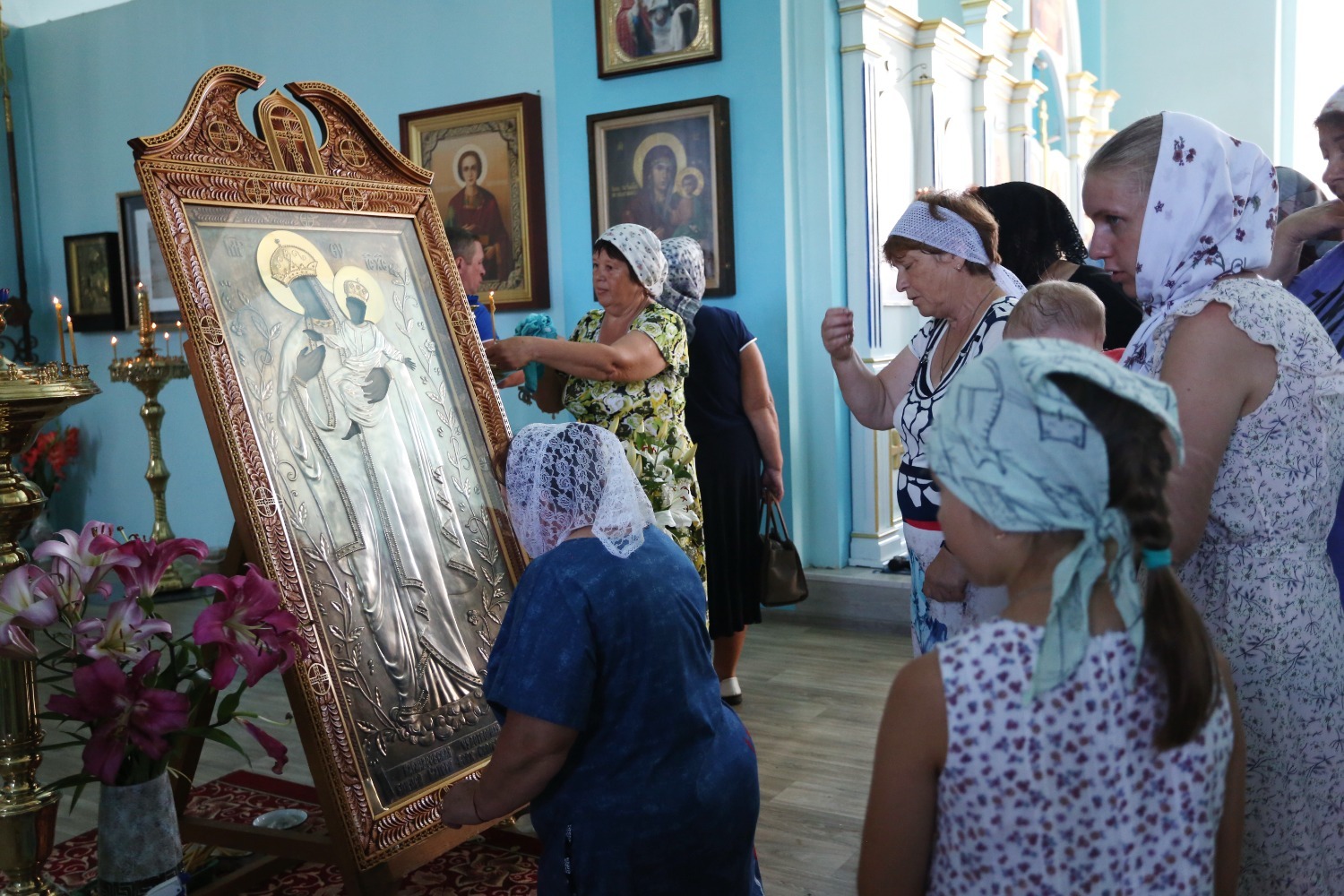 В Тихвинском храме икона пребывала всю минувшую неделю